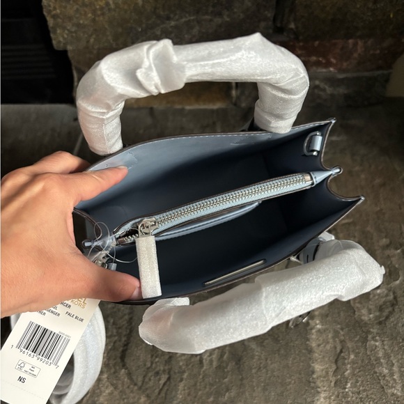 NWT Michael Kors Mercer Medium Messenger Tote Satchel Crossbody - Picture 9 of 14